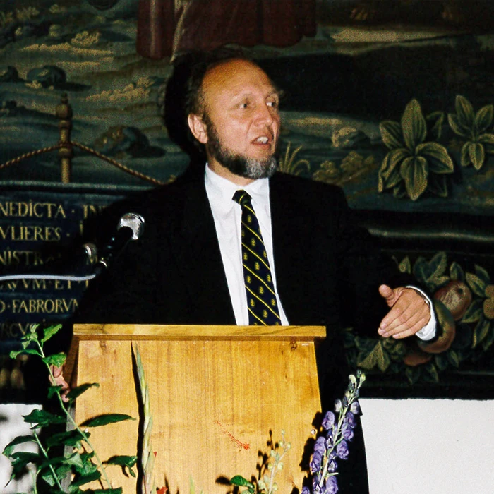 Hans-Werner Sinn hinterm Podium